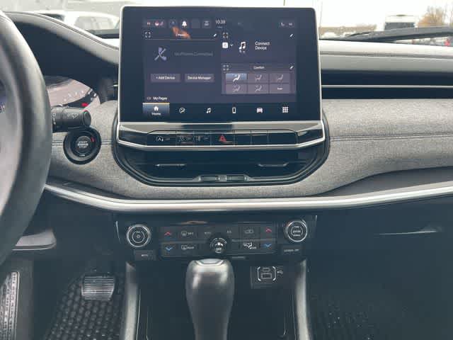 Thumbnail: 2022 Jeep Compass - 21