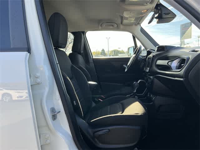 Thumbnail: 2019 Jeep Renegade - 19