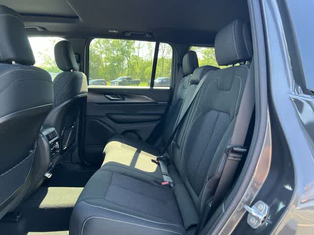 Thumbnail: 2026 Jeep Grand Cherokee - 25
