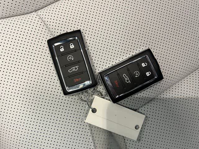 Thumbnail: 2025 Jeep Wagoneer S - 21