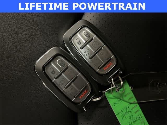 Thumbnail: 2026 Chrysler Pacifica - 25