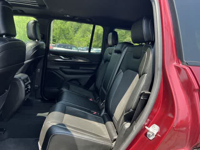 Thumbnail: 2023 Jeep Grand Cherokee - 17