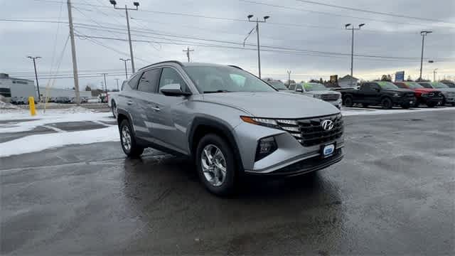 Thumbnail: 2022 Hyundai Tucson - 2