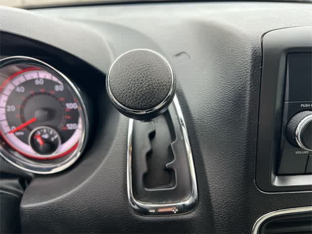 Thumbnail: 2013 Dodge Grand Caravan - 22