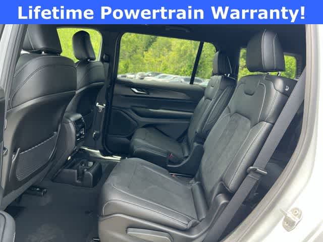 Thumbnail: 2025 Jeep Grand Cherokee L - 17