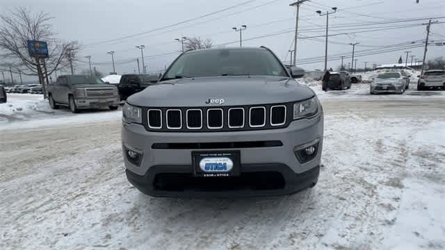 Thumbnail: 2017 Jeep Compass - 3