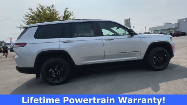 Thumbnail: 2025 Jeep Grand Cherokee L - 9