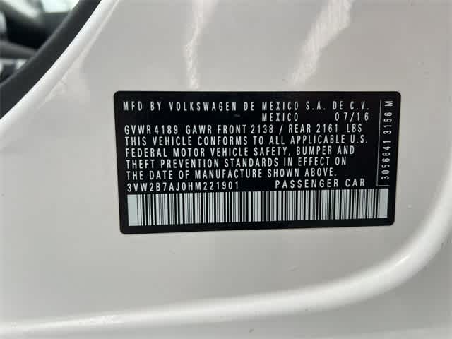 Thumbnail: 2017 Volkswagen Jetta - 26