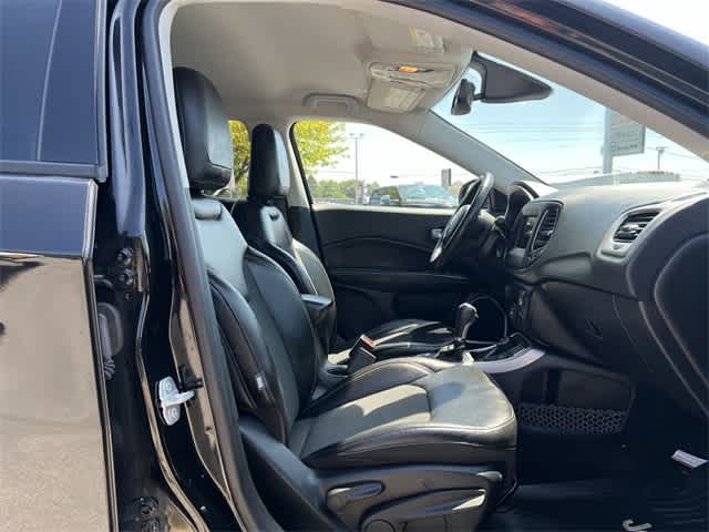 Thumbnail: 2019 Jeep Compass - 19