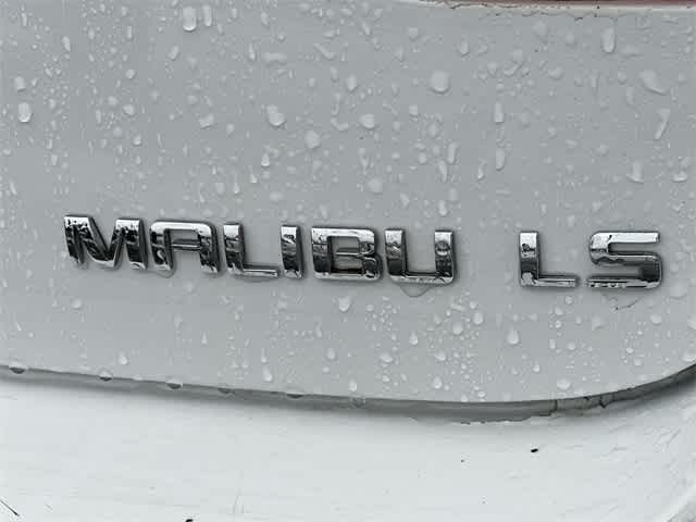 Thumbnail: 2015 Chevrolet Malibu - 18
