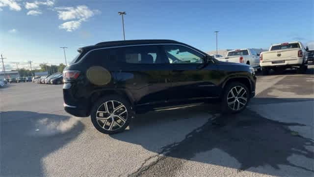 Thumbnail: 2024 Jeep Compass - 8