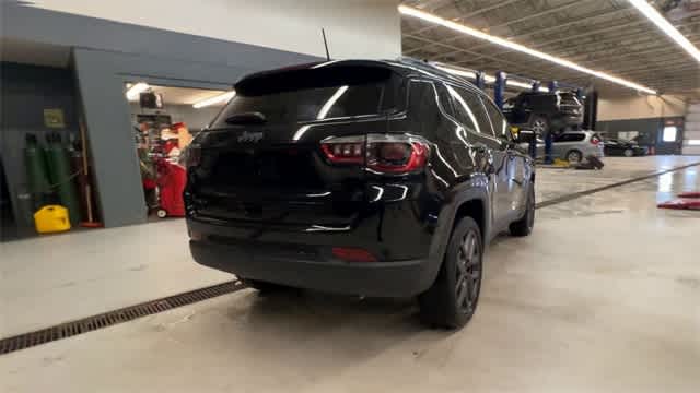 Thumbnail: 2026 Jeep Compass - 9