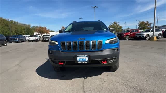 Thumbnail: 2019 Jeep Cherokee - 3