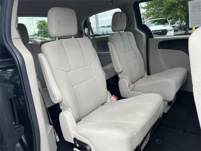 Thumbnail: 2013 Dodge Grand Caravan - 18