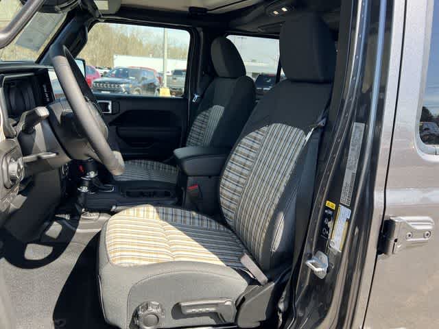 Thumbnail: 2026 Jeep Wrangler - 15