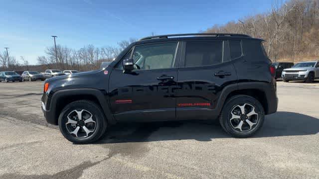 Thumbnail: 2022 Jeep Renegade - 5