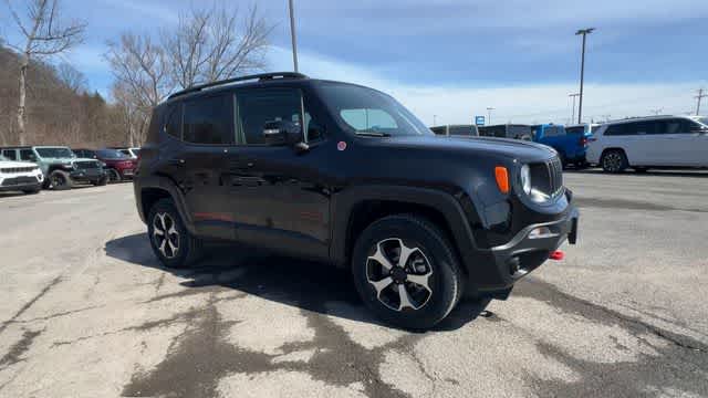 Thumbnail: 2022 Jeep Renegade - 2