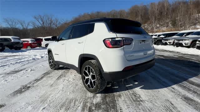 Thumbnail: 2024 Jeep Compass - 6