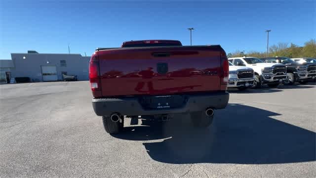 Thumbnail: 2021 RAM 1500 Classic - 7
