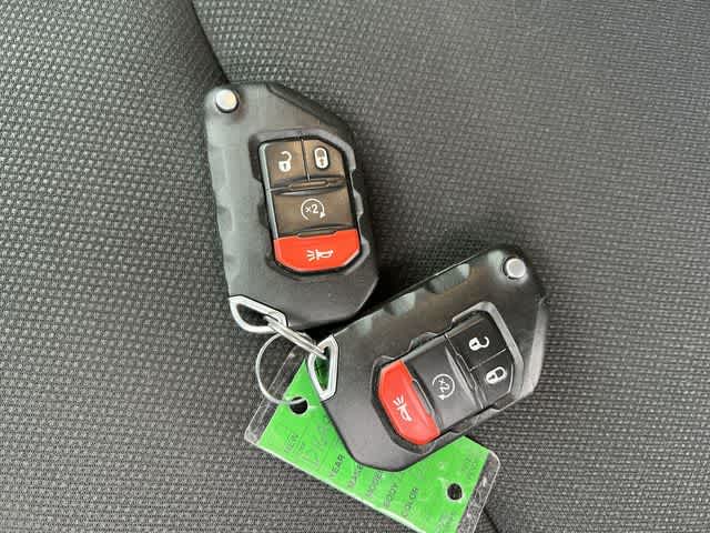 Thumbnail: 2022 Jeep Gladiator - 25