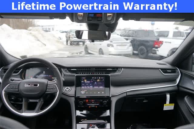 Thumbnail: 2025 Jeep Grand Cherokee L - 30