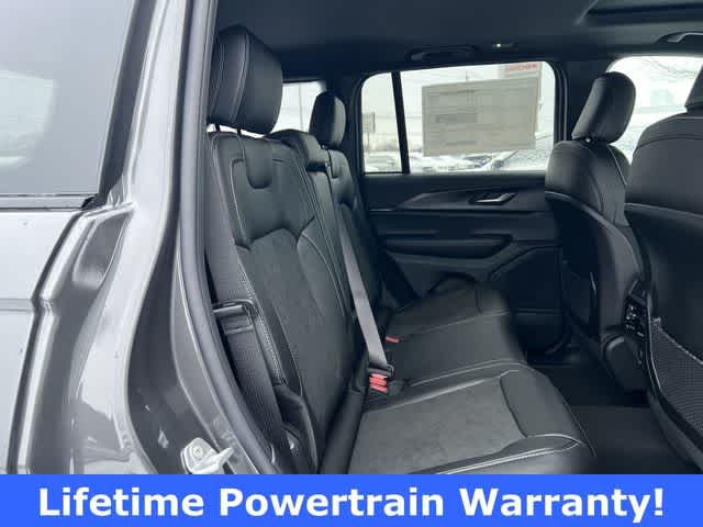 Thumbnail: 2025 Jeep Grand Cherokee - 18