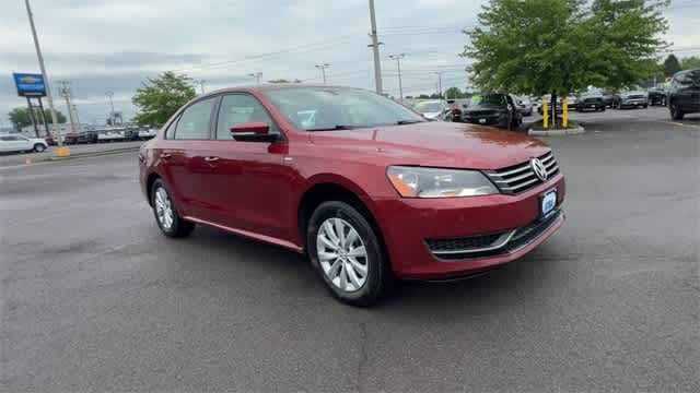 2015 Volkswagen Passat Wolfsburg Edition 2