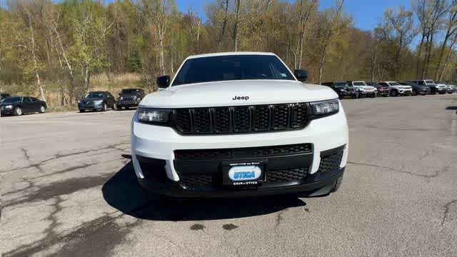 Thumbnail: 2022 Jeep Grand Cherokee L - 2