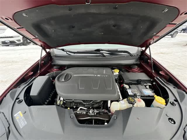 Thumbnail: 2019 Jeep Cherokee - 13