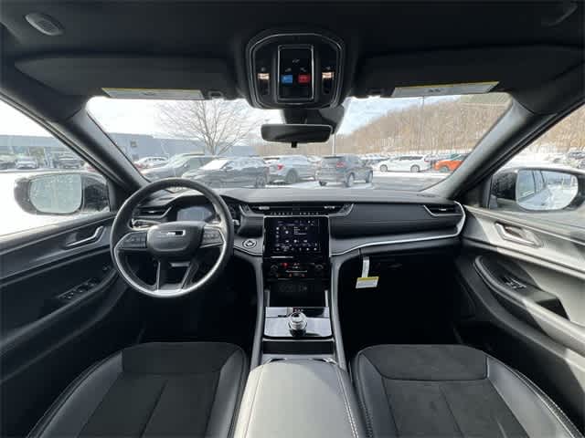 Thumbnail: 2025 Jeep Grand Cherokee - 14