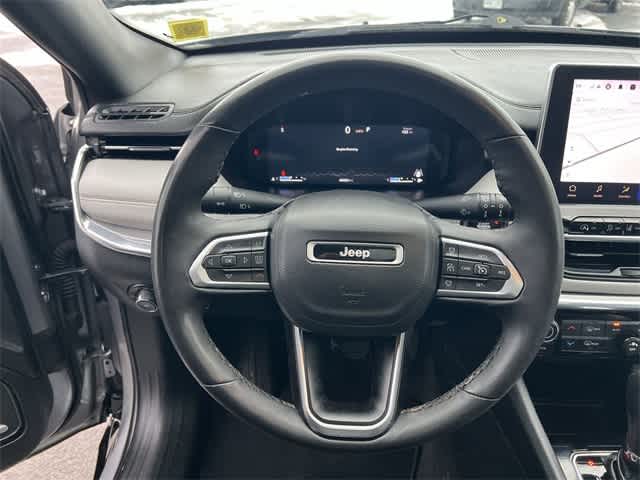 Thumbnail: 2023 Jeep Compass - 20
