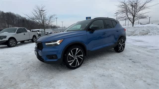 Thumbnail: 2020 Volvo XC40 - 4