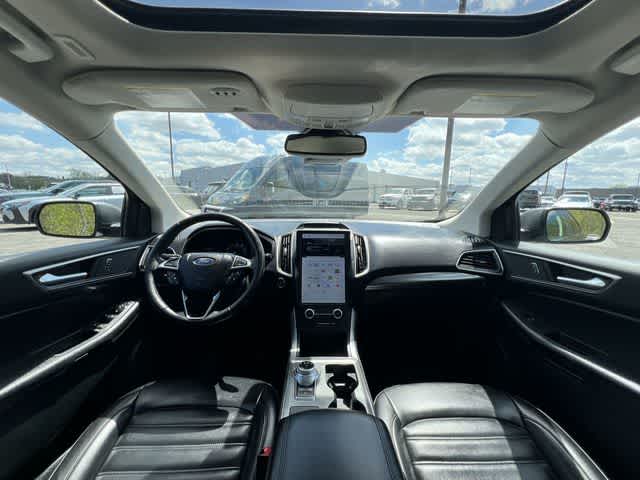 Thumbnail: 2022 Ford Edge - 10