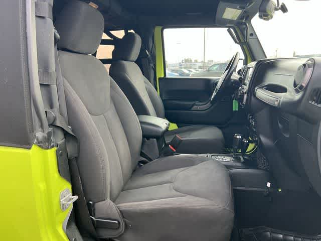 Thumbnail: 2017 Jeep Wrangler - 19