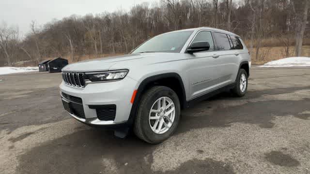 Thumbnail: 2023 Jeep Grand Cherokee - 4