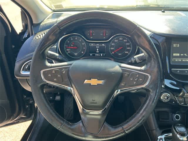 Thumbnail: 2017 Chevrolet Cruze - 20