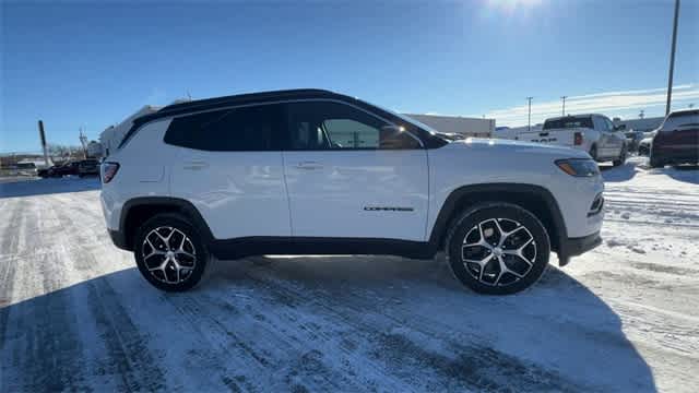 Thumbnail: 2024 Jeep Compass - 9