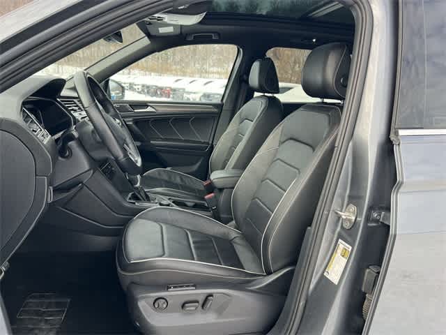 Thumbnail: 2022 Volkswagen Tiguan - 15