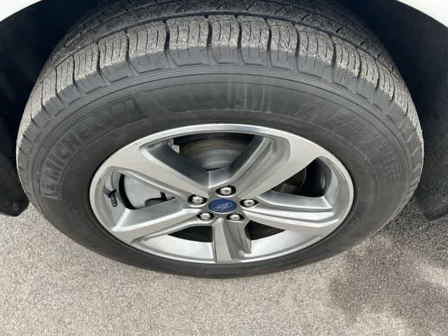 Thumbnail: 2022 Ford Edge - 12