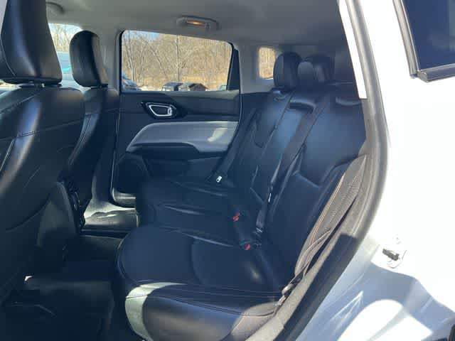 Thumbnail: 2022 Jeep Compass - 17