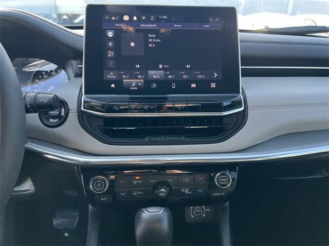 Thumbnail: 2024 Jeep Compass - 21