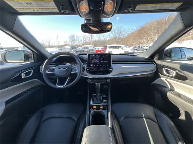 Thumbnail: 2024 Jeep Compass - 14