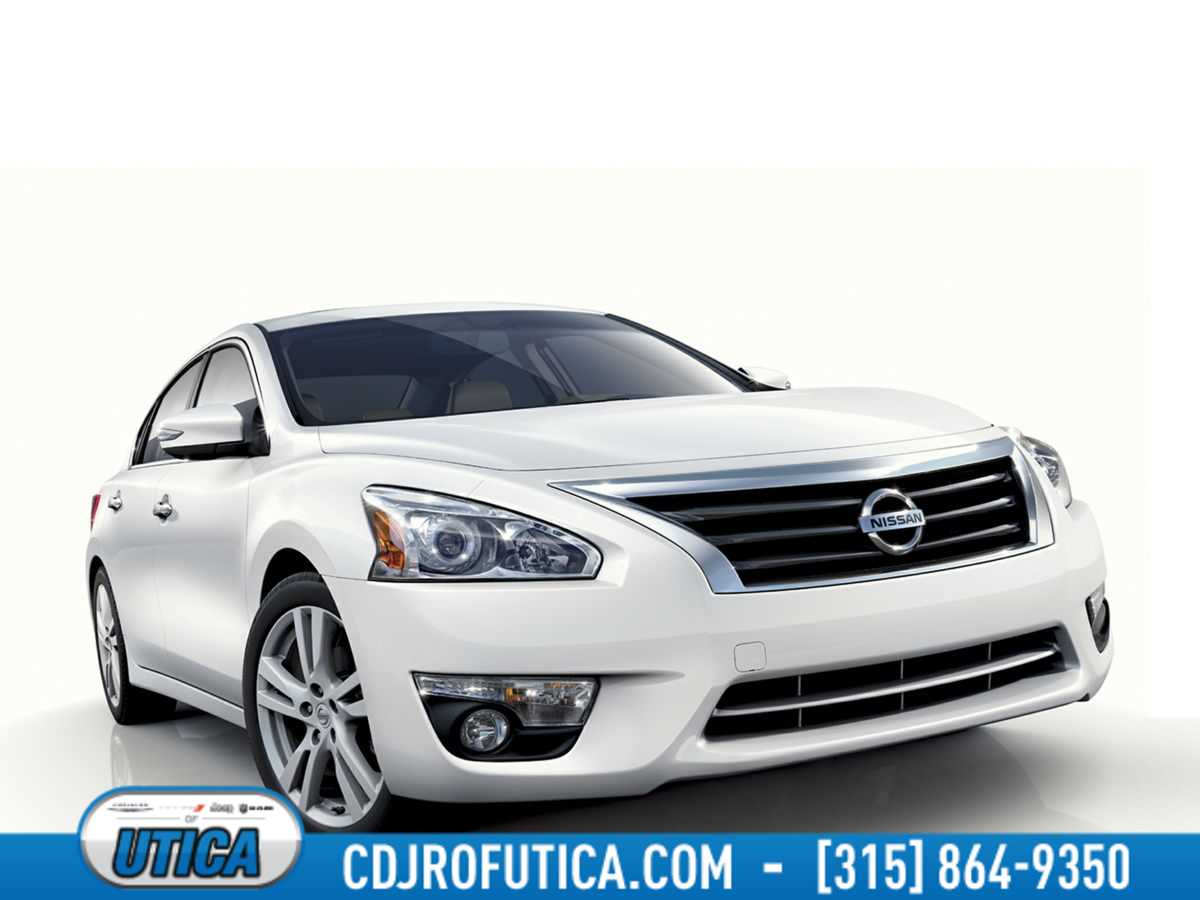 2013 Nissan Altima SV -
                  Yorkville, NY