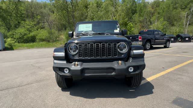 Thumbnail: 2026 Jeep Wrangler - 3