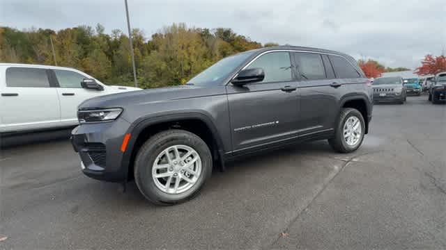 Thumbnail: 2025 Jeep Grand Cherokee - 4