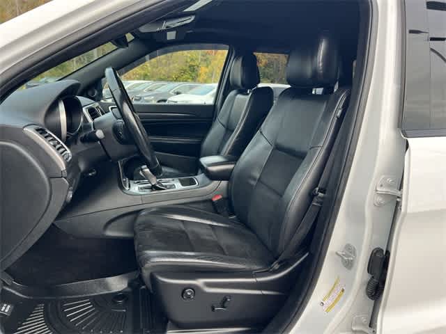 Thumbnail: 2018 Jeep Grand Cherokee - 15