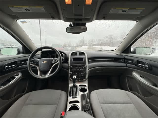 Thumbnail: 2015 Chevrolet Malibu - 21