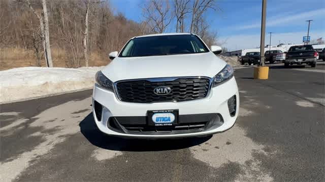 Thumbnail: 2020 Kia Sorento - 3