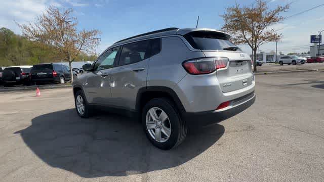 Thumbnail: 2022 Jeep Compass - 6