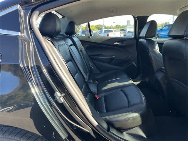 Thumbnail: 2017 Chevrolet Cruze - 18